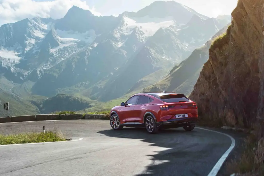 All-Electric-Ford-Mustang-Mach-E-driving-hills