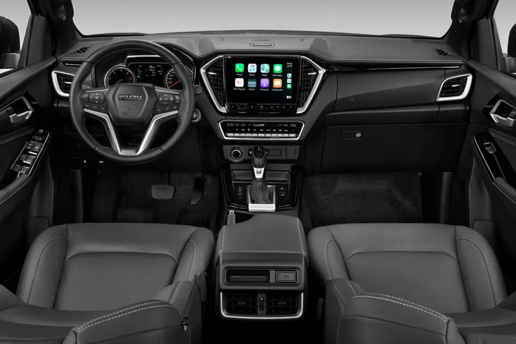 Isuzu-dubblecab-interior