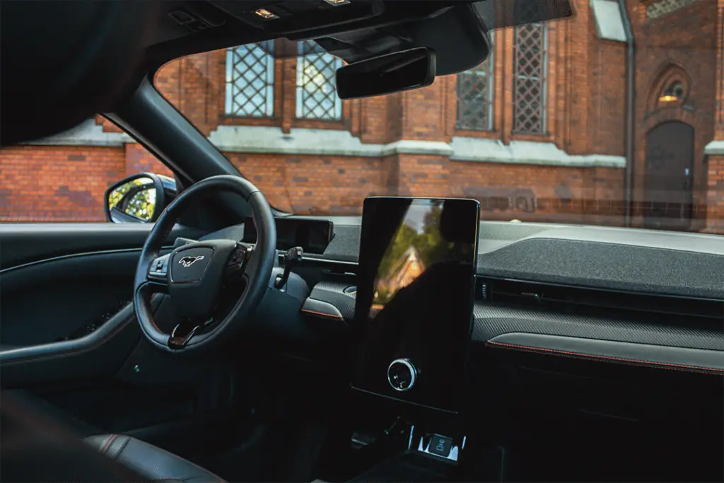 Ford-Mach-E-Display