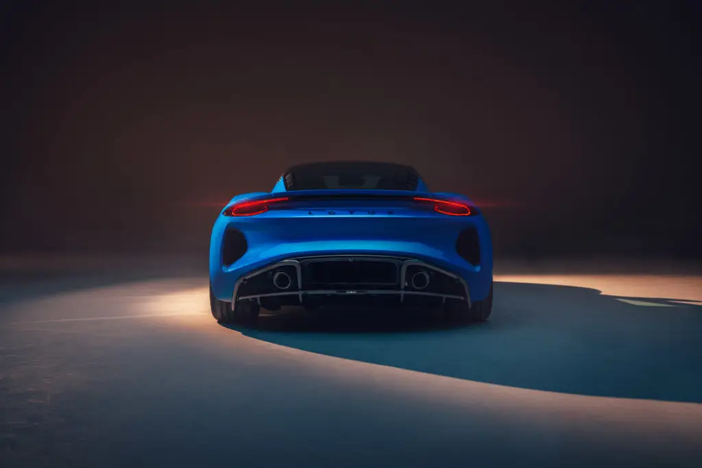 Lotus-Emira-Bak