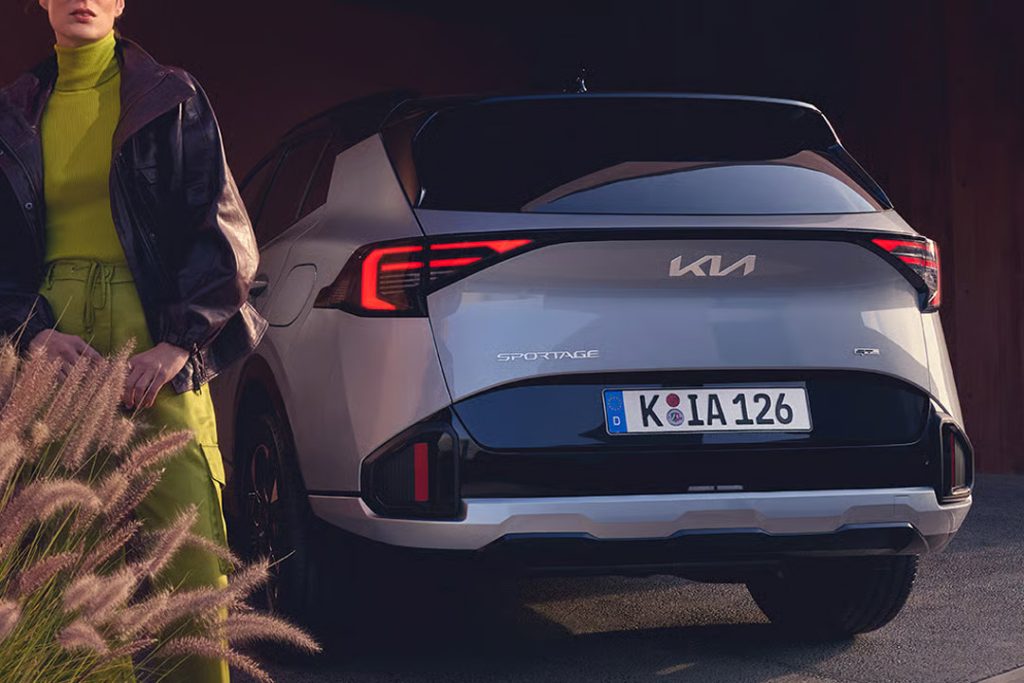 kia-sportage-bak